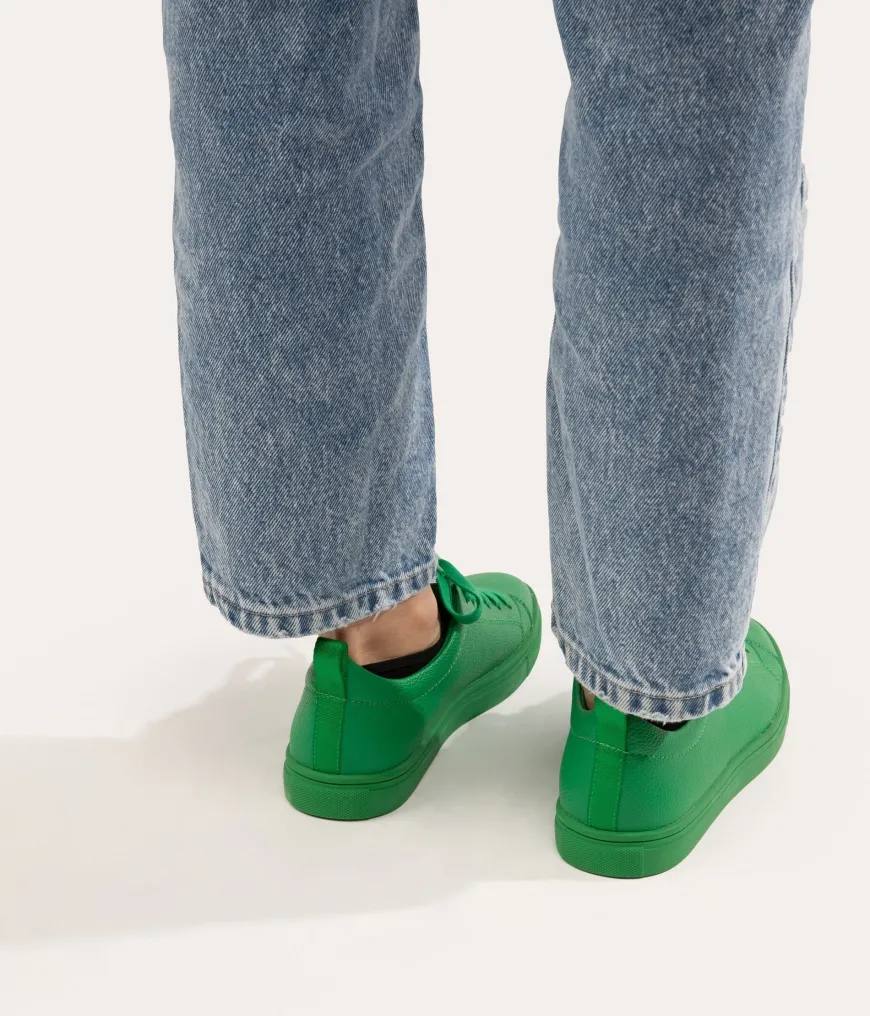 AAHANA Women's Vegan Sneakers