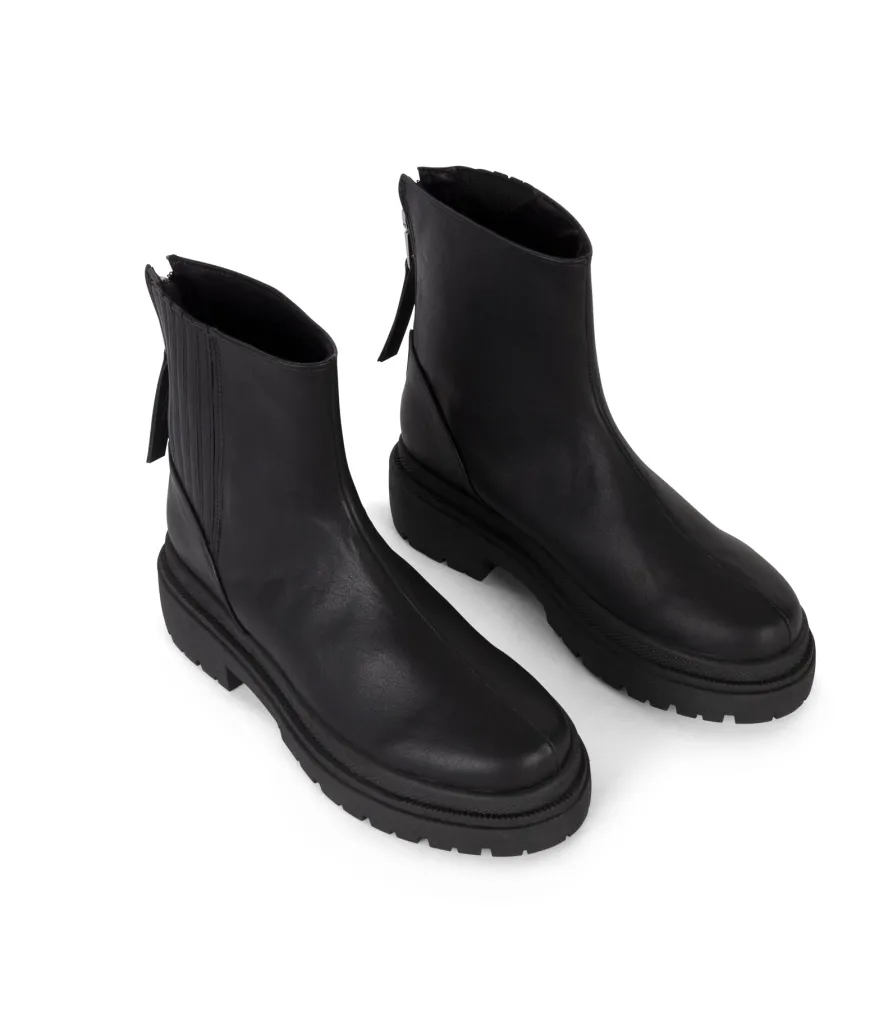 QUINN Women's Vegan Ankle Boots